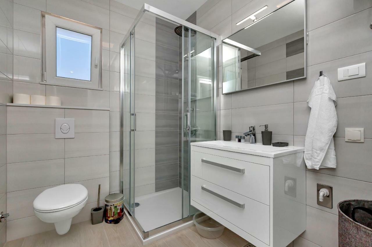 Apartman Sjever Макарска Экстерьер фото